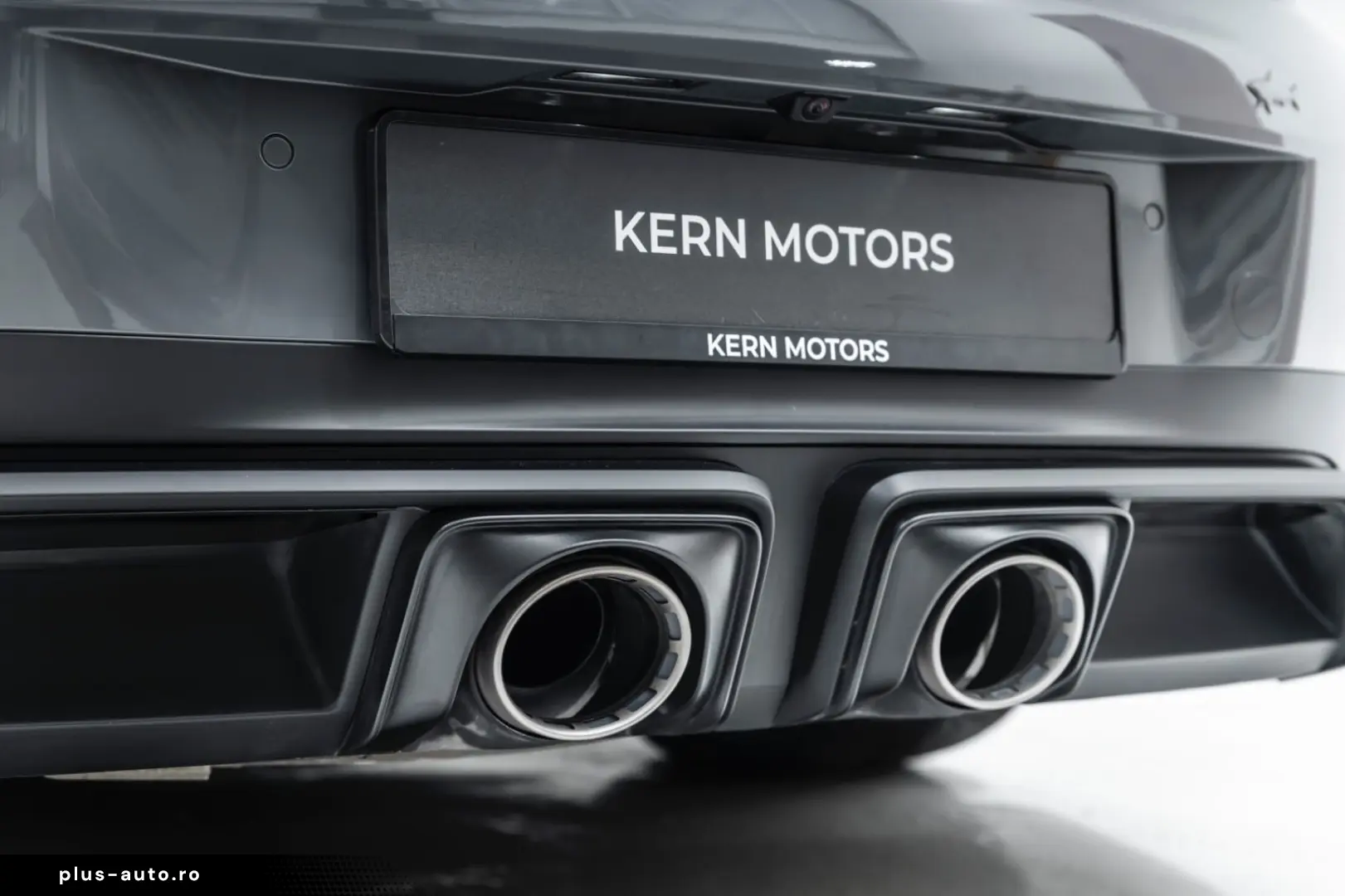 PORSCHE 992.2 Carrera 4 GTS THybr Burmester Aerokit Lift