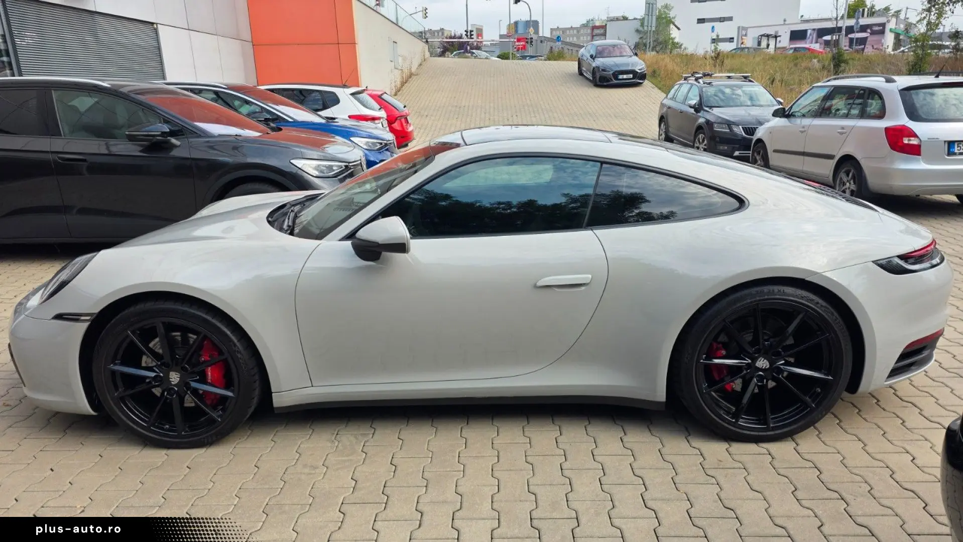 PORSCHE 911 2022 — imagine 7