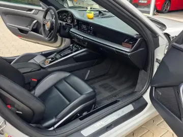 PORSCHE 992 911Carrera S Coupé BIG SERVICE