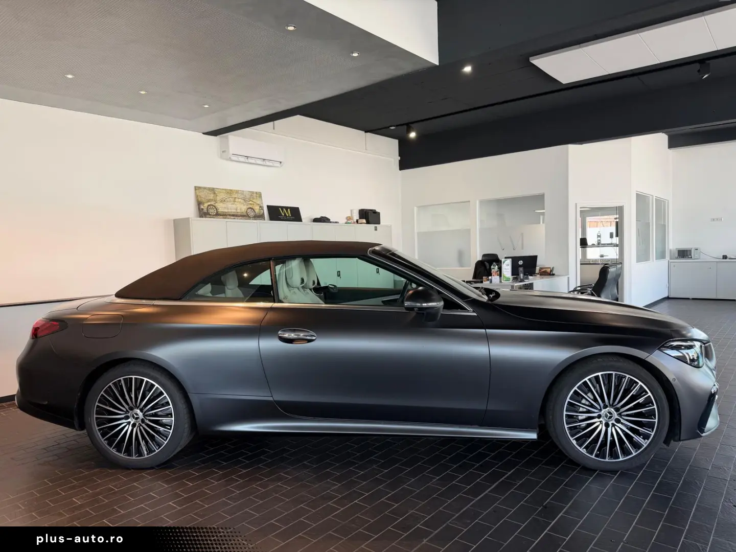 MERCEDES-BENZ CLE 200 Cabrio  AMG-LINE NAPPA HUD BURM AHK