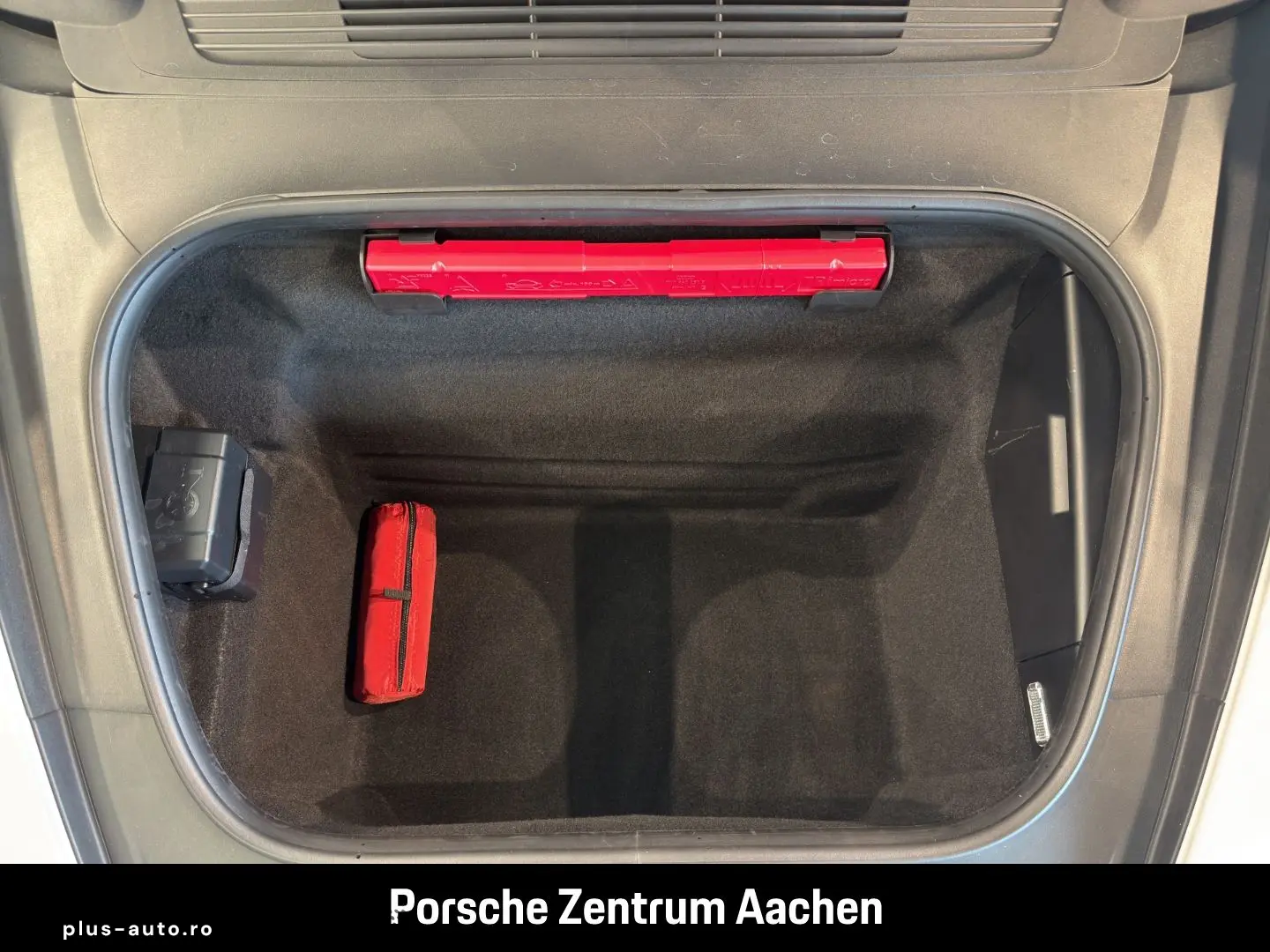 PORSCHE 911 2025 — imagine 9