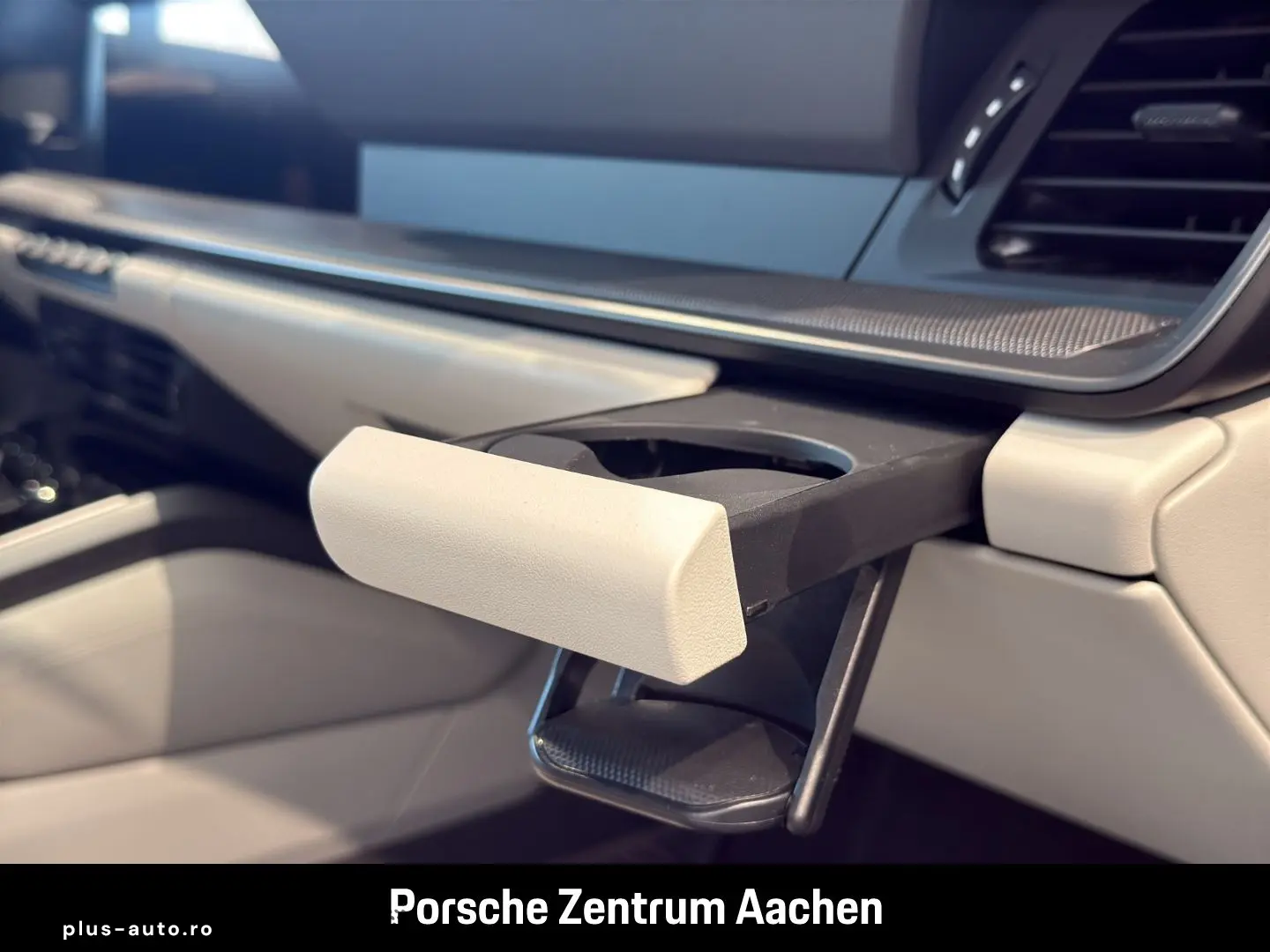 PORSCHE 911 2025 — imagine 25