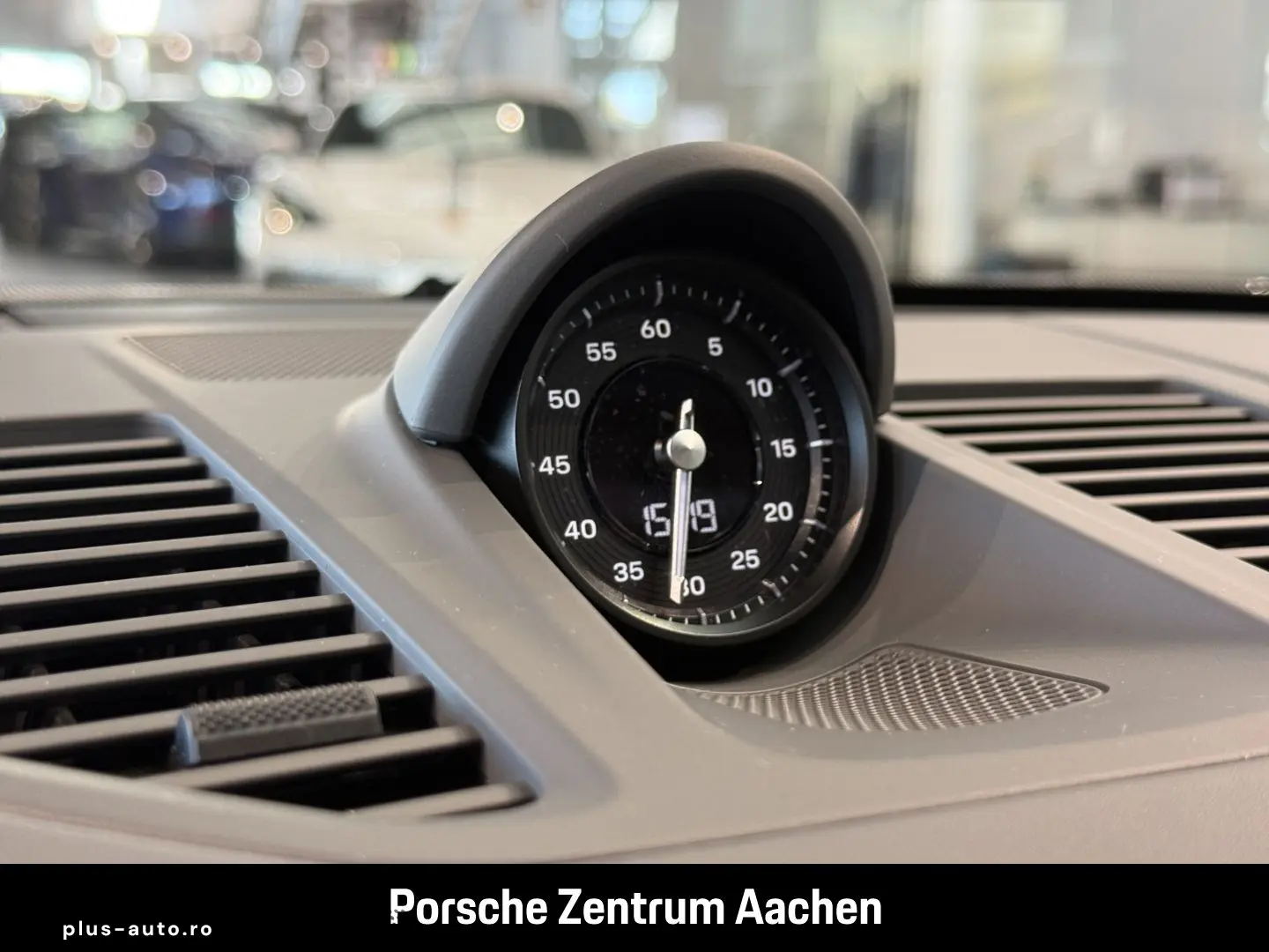 PORSCHE 911 2025 — imagine 26