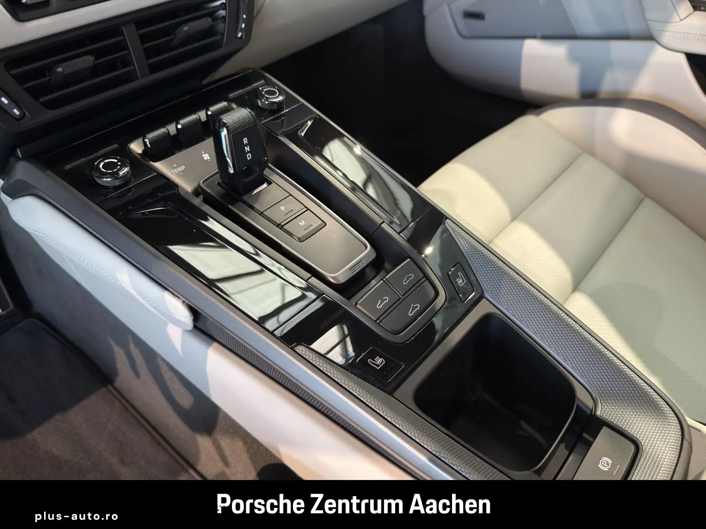 PORSCHE 911 2025 — imagine 27
