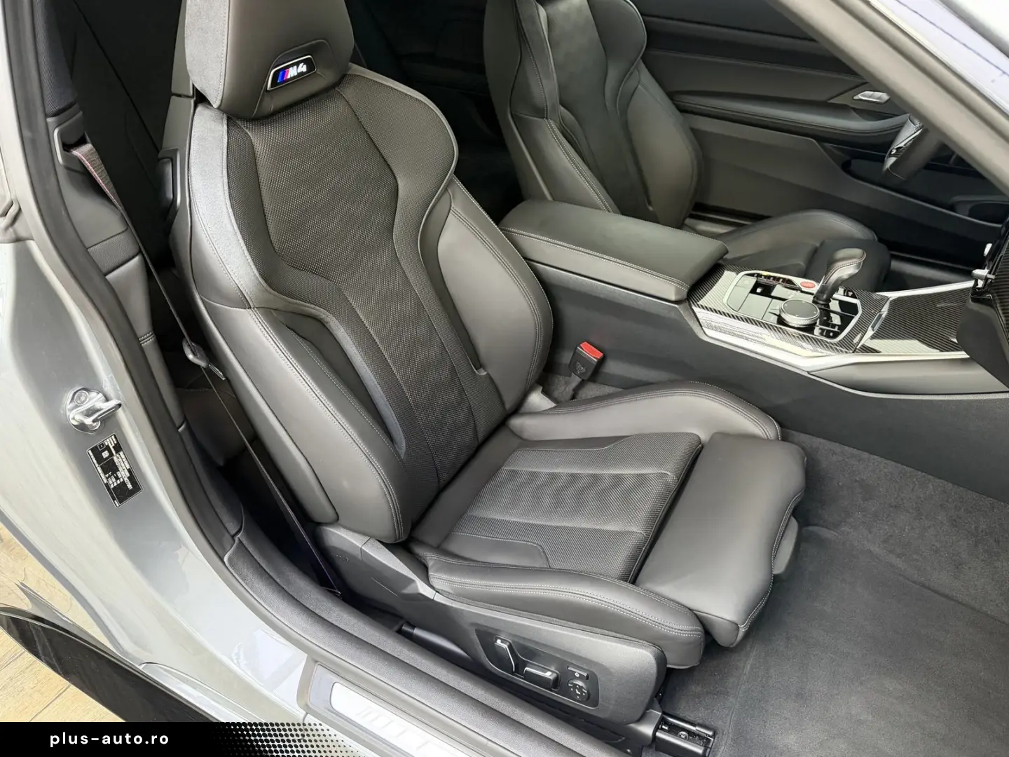 BMW M4 xDrive Competition Sitzlüft ACC 360  Carbon