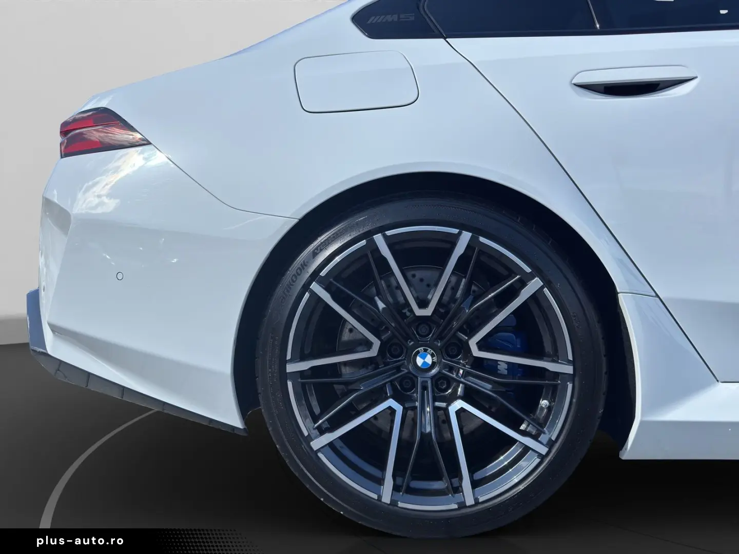 BMW M5 Limousine a