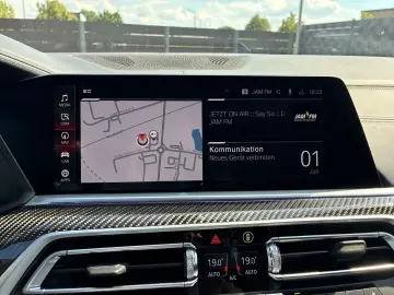 BMW X5 M Competition HUD AD AHK Panodach Navi Leder