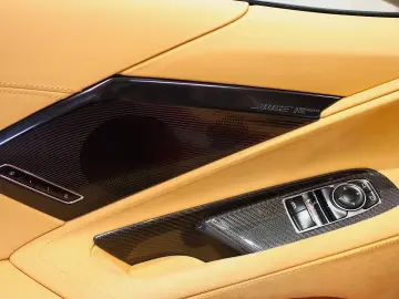 Corvette C8 Stingray 3LT Garantie fabrică 3 ani   100.000 km