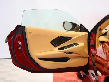 Corvette C8 Stingray 3LT Garantie fabrică 3 ani   100.000 km
