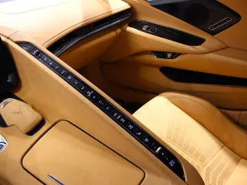 Corvette C8 Stingray 3LT Garantie fabrică 3 ani   100.000 km