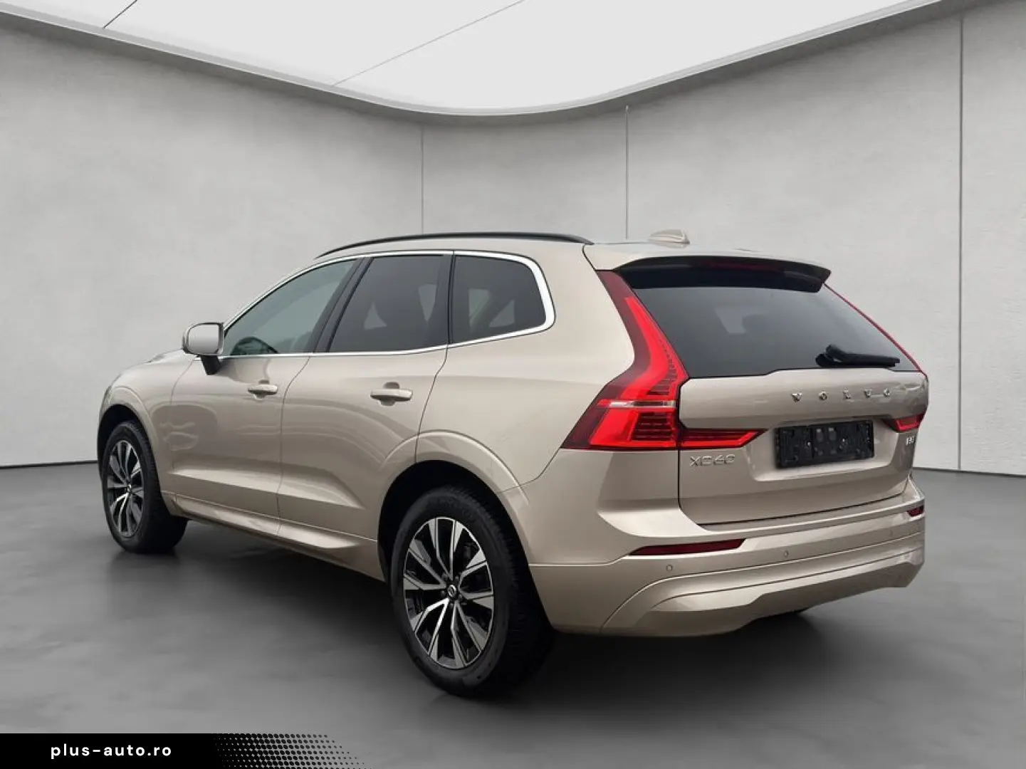 VOLVO XC60 B5 AWD Aut Leder Pilot BLIS H&K