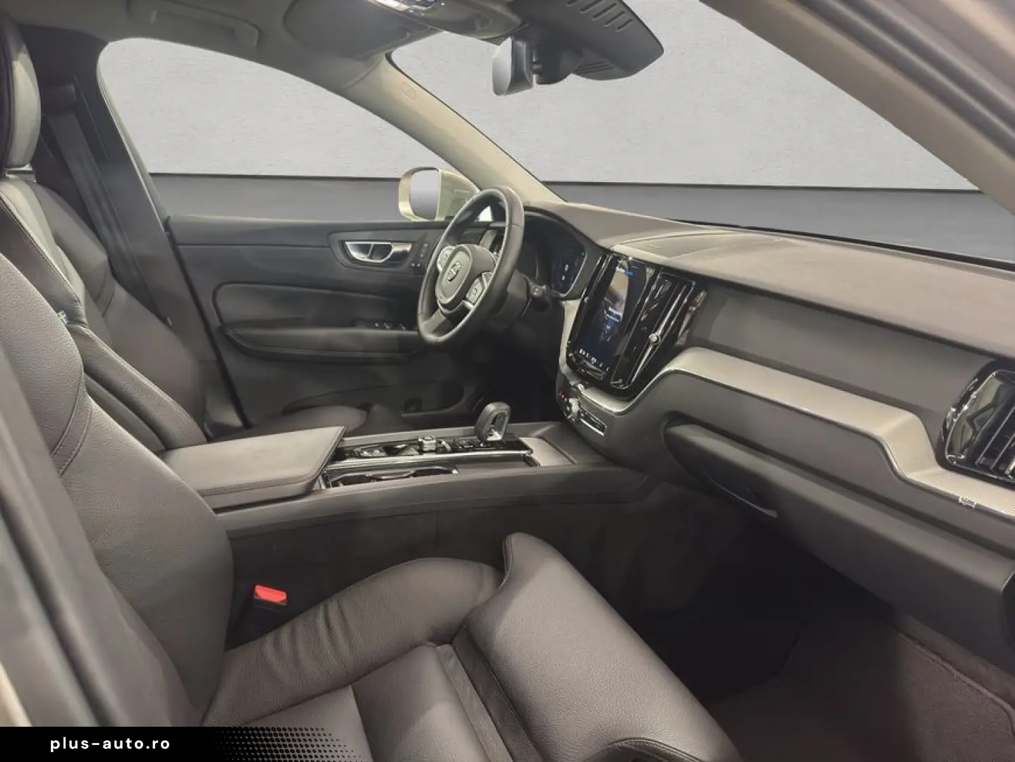 VOLVO XC60 B5 AWD Aut Leder Pilot BLIS H&K