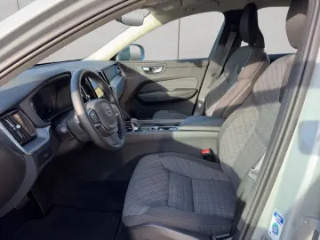VOLVO XC60 B5 AWD Core Aut Google-Maps LED Kamera
