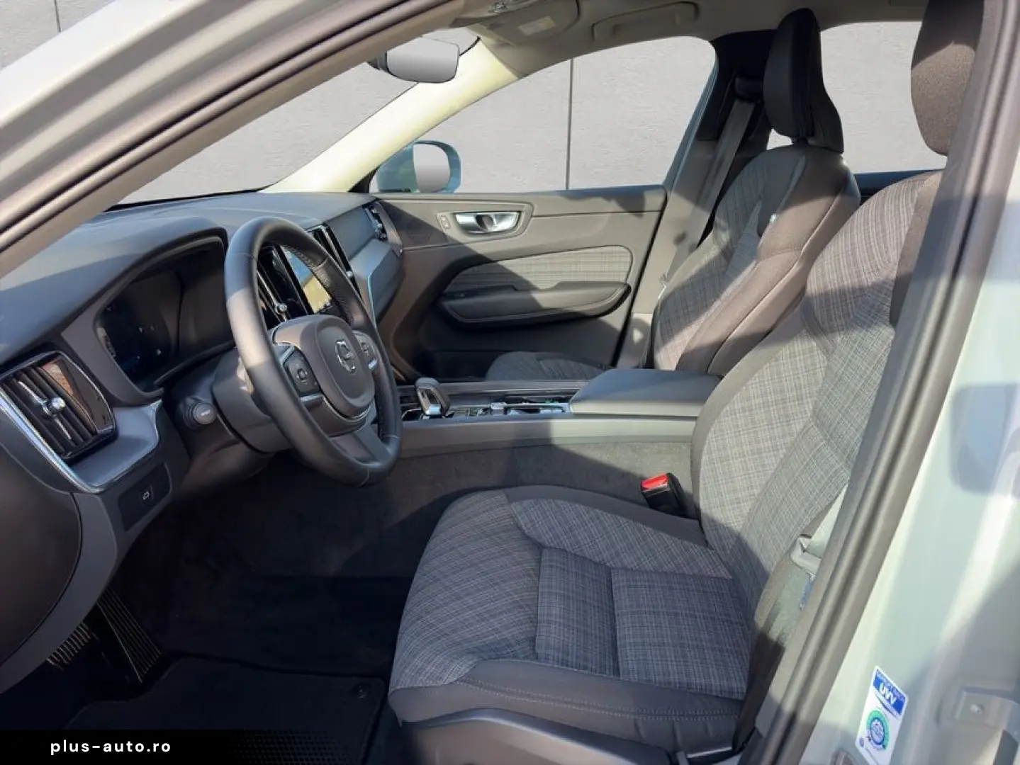 VOLVO XC60 B5 AWD Core Aut Google-Maps LED Kamera