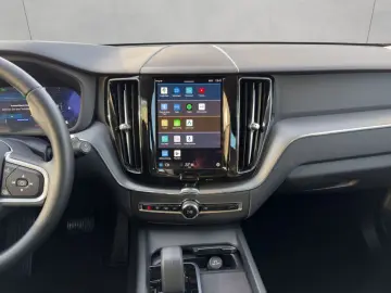 VOLVO XC60 B5 AWD Core Aut Google-Maps LED Kamera