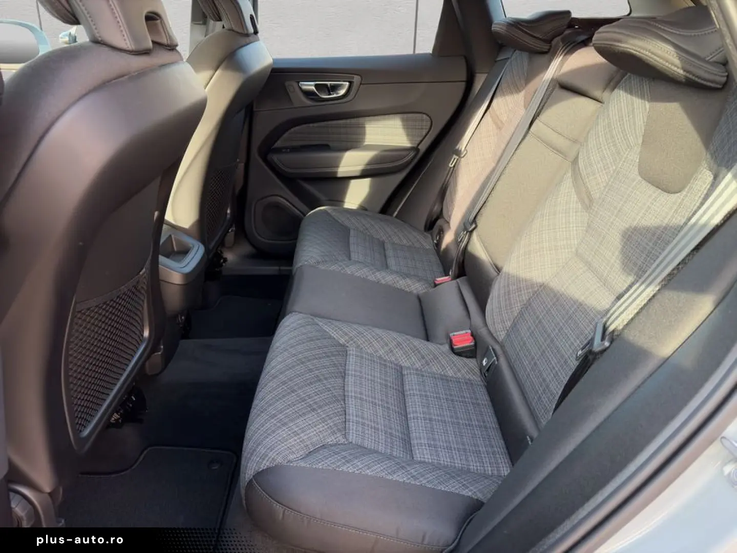 VOLVO XC60 B5 AWD Core Aut Google-Maps LED Kamera
