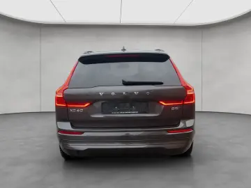 VOLVO XC60 B5 AWD Core Aut Leder H&K Licht- Winter