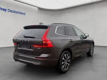 VOLVO XC60 B5 AWD Core Aut Leder H&K Licht- Winter