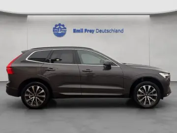 VOLVO XC60 B5 AWD Core Aut Leder H&K Licht- Winter
