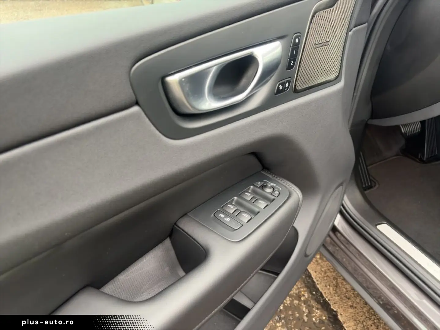 VOLVO XC60 B5 AWD Core Aut Leder H&K Licht- Winter