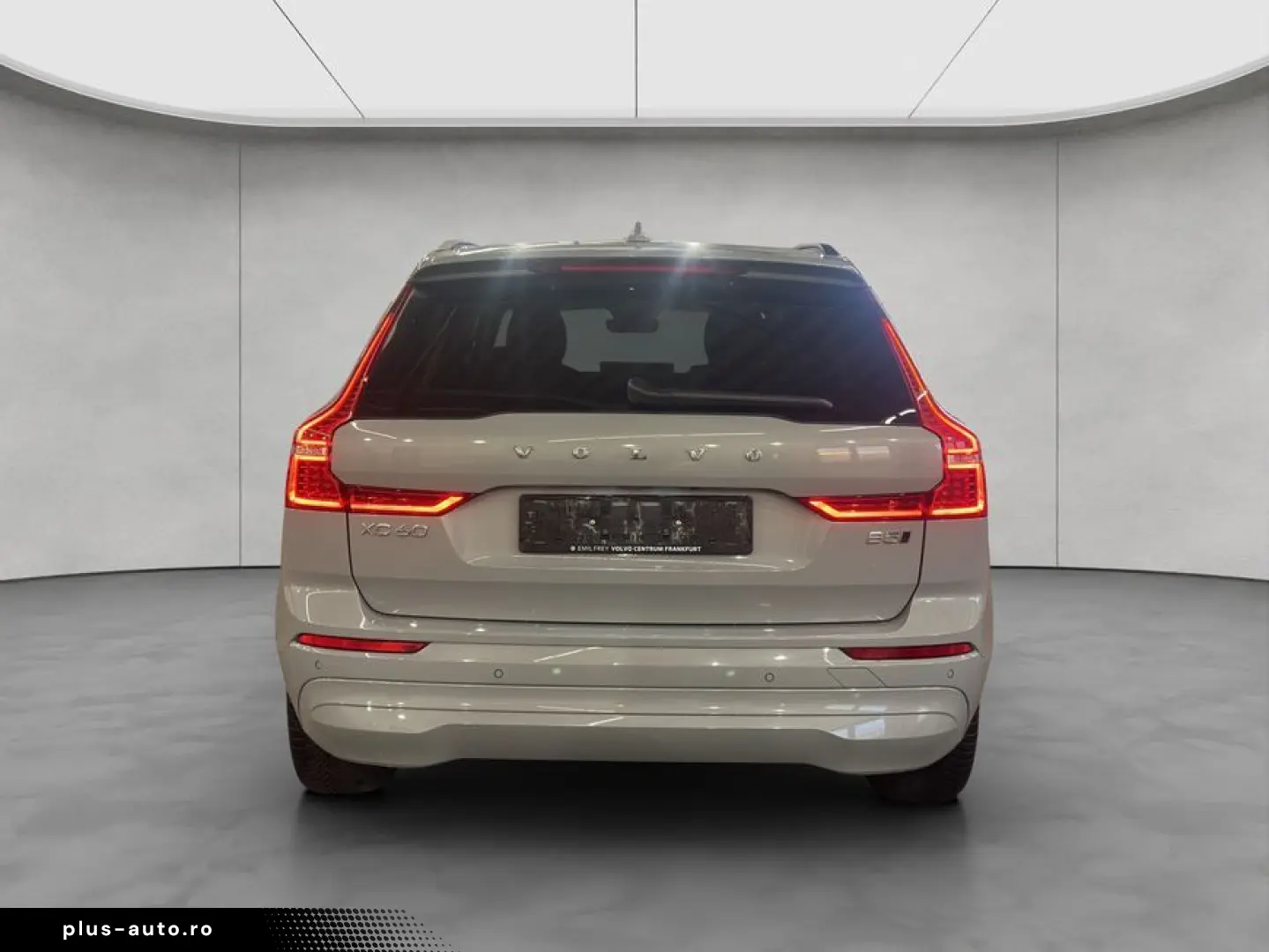 VOLVO XC60 B5 AWD Vollleder BLIS Pilot Licht- Winter-