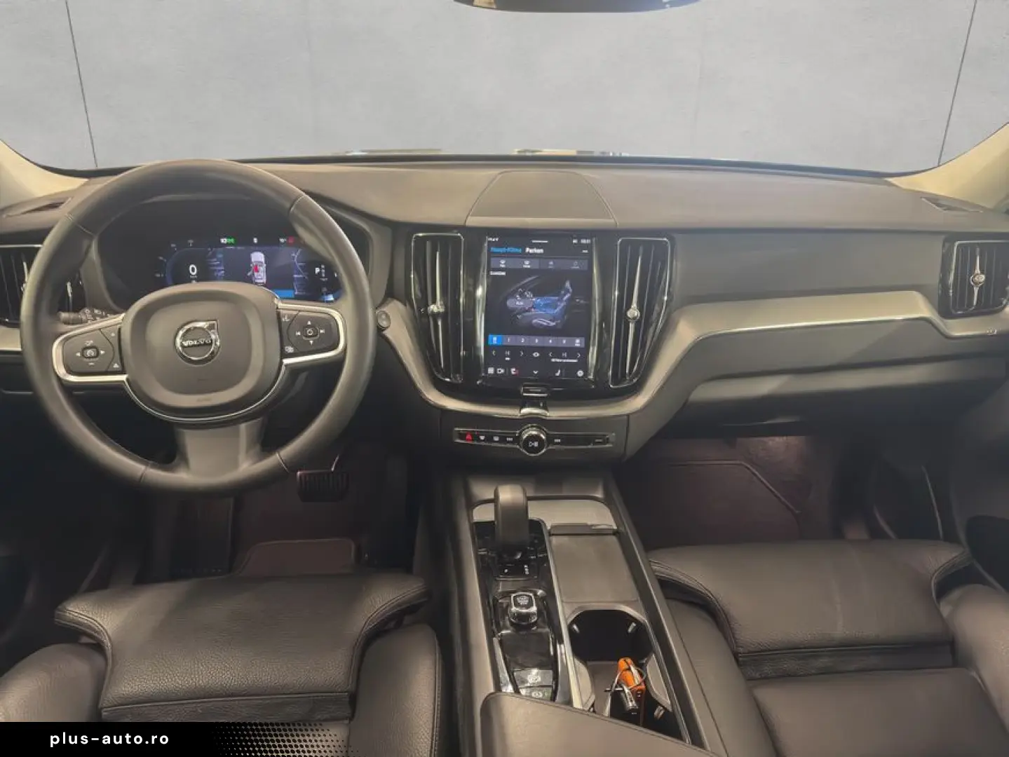 VOLVO XC60 B5 AWD Vollleder BLIS Pilot Licht- Winter-