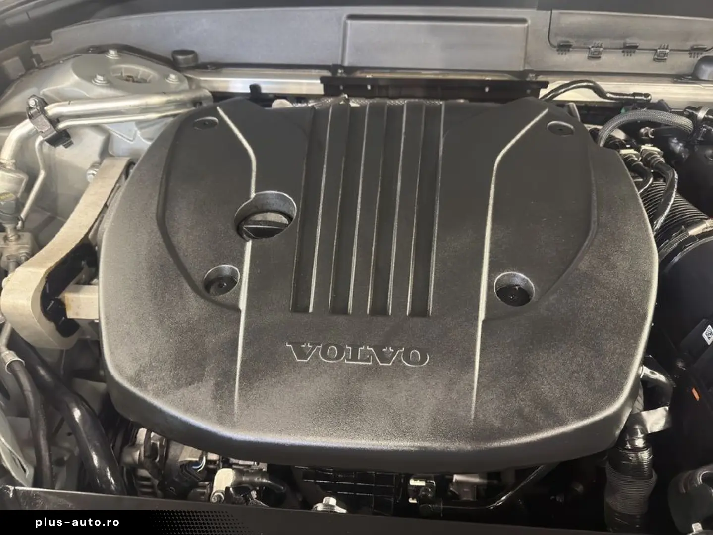 VOLVO XC60 B5 AWD Vollleder BLIS Pilot Licht- Winter-