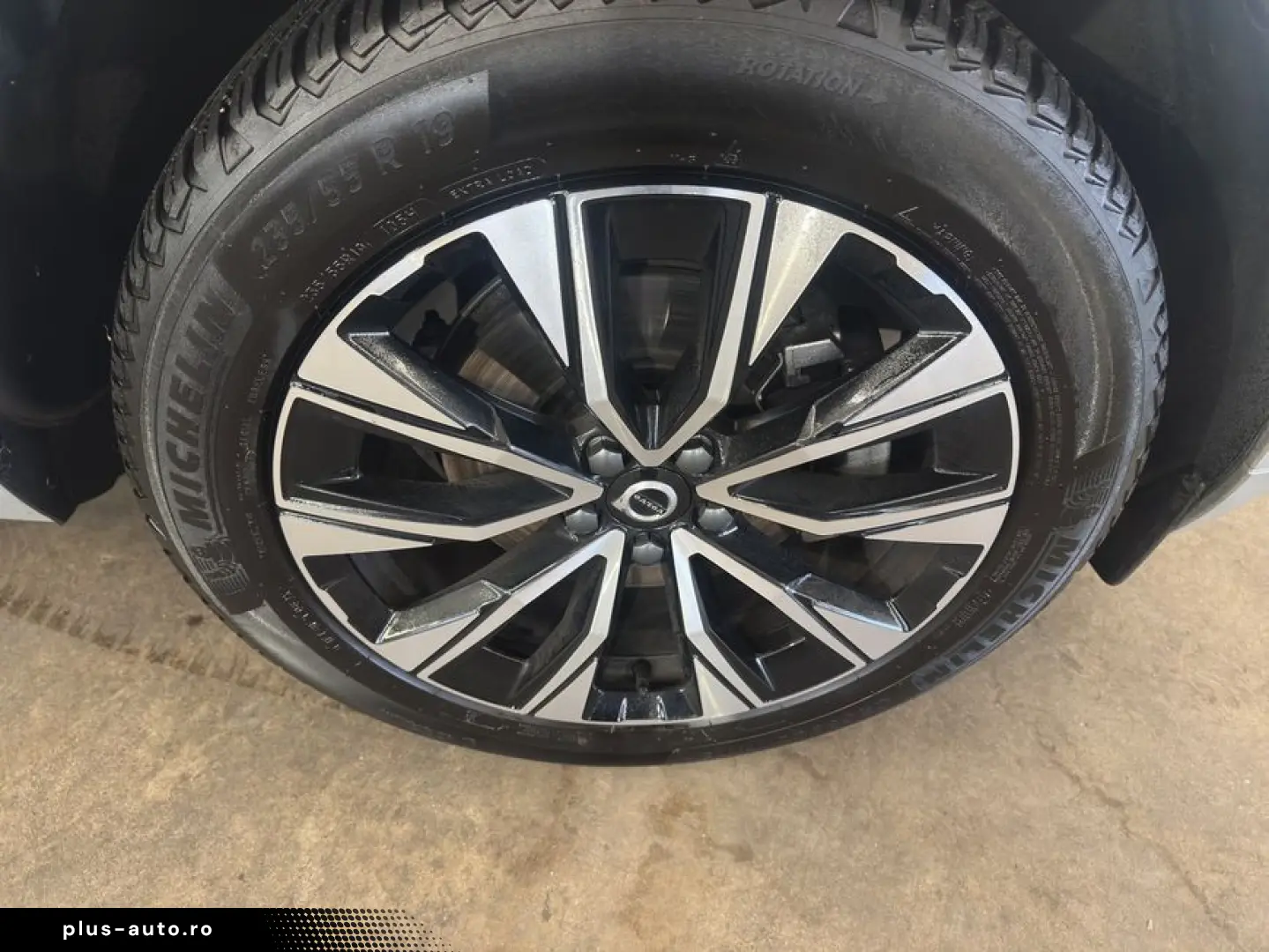 VOLVO XC60 B5 AWD Vollleder BLIS Pilot Licht- Winter-