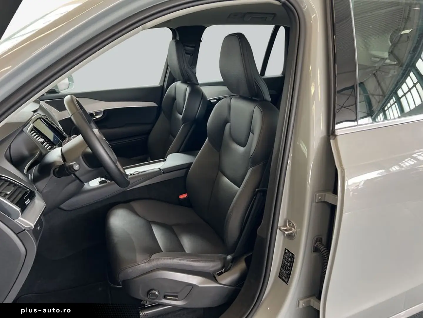 VOLVO XC90 B5 AWD Aut 7S Leder Maps LED Licht-Paket Pi
