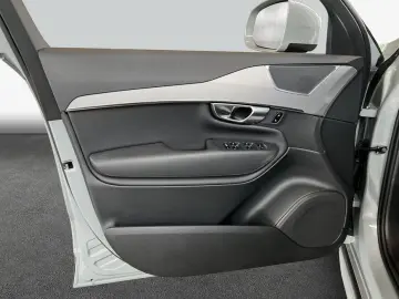 VOLVO XC90 B5 AWD Aut 7S Leder Maps LED Licht-Paket Pi