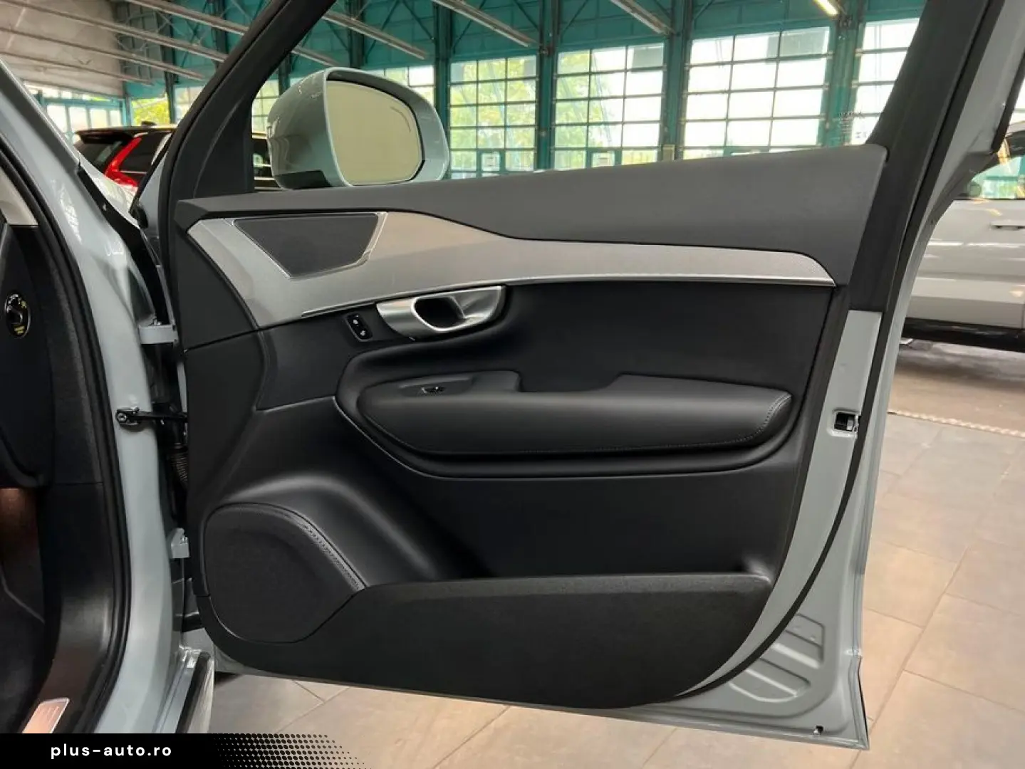 VOLVO XC90 B5 AWD Aut 7S Leder Maps LED Licht-Paket Pi