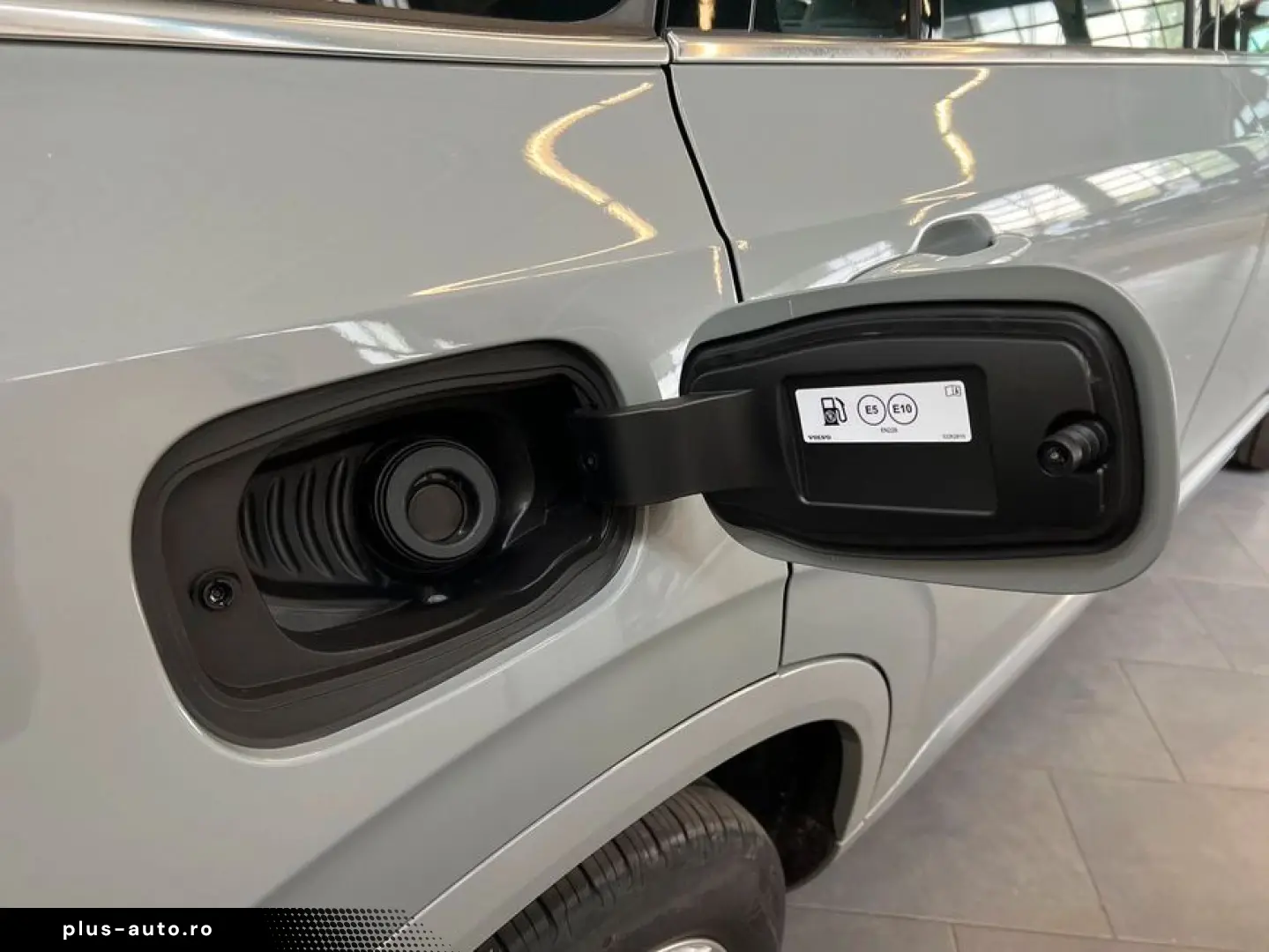 VOLVO XC90 B5 AWD Aut 7S Leder Maps LED Licht-Paket Pi