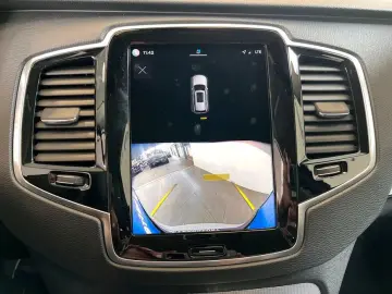 VOLVO XC90 B5 AWD Aut 7S Leder Maps LED Licht-Paket Pi