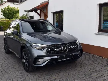 MERCEDES-BENZ GLC 300 e 4M 2x AMG Premium Pano