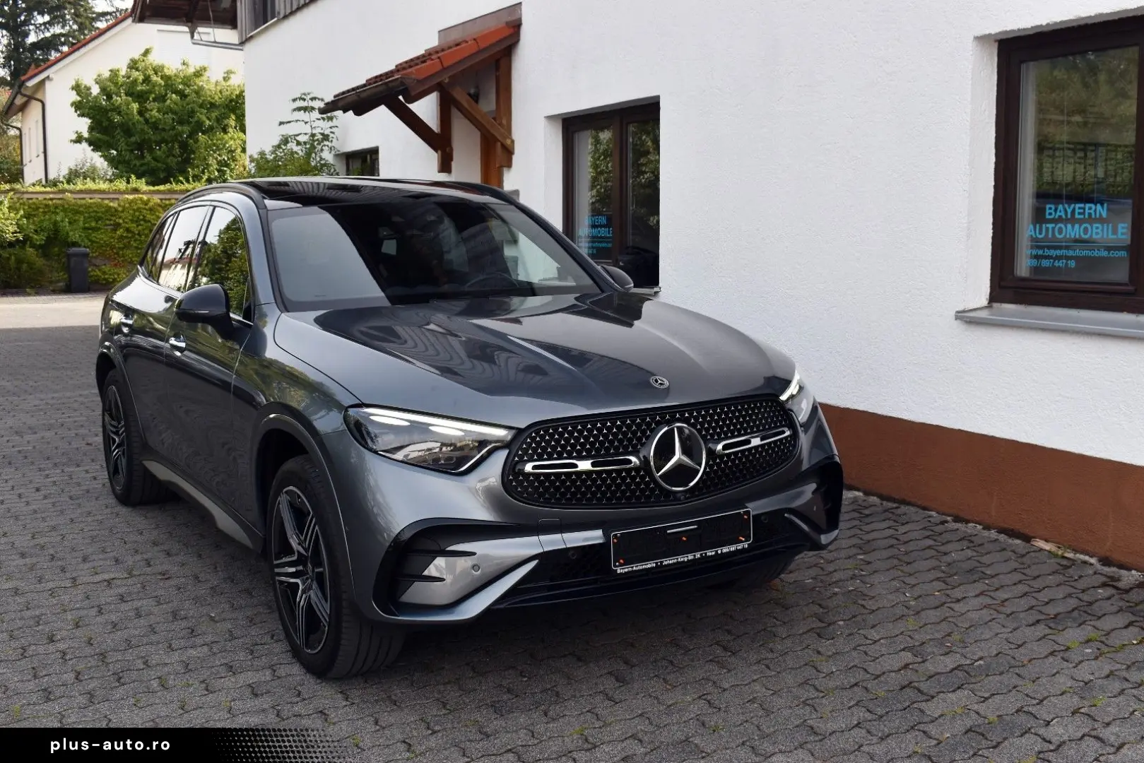 MERCEDES-BENZ GLC 300 e 4M 2x AMG Premium Pano