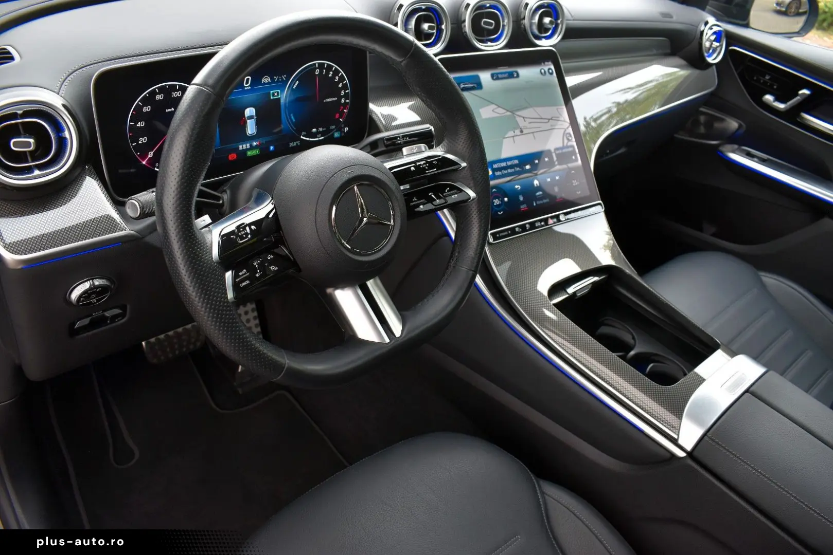 MERCEDES-BENZ GLC 300 e 4M 2x AMG Premium Pano