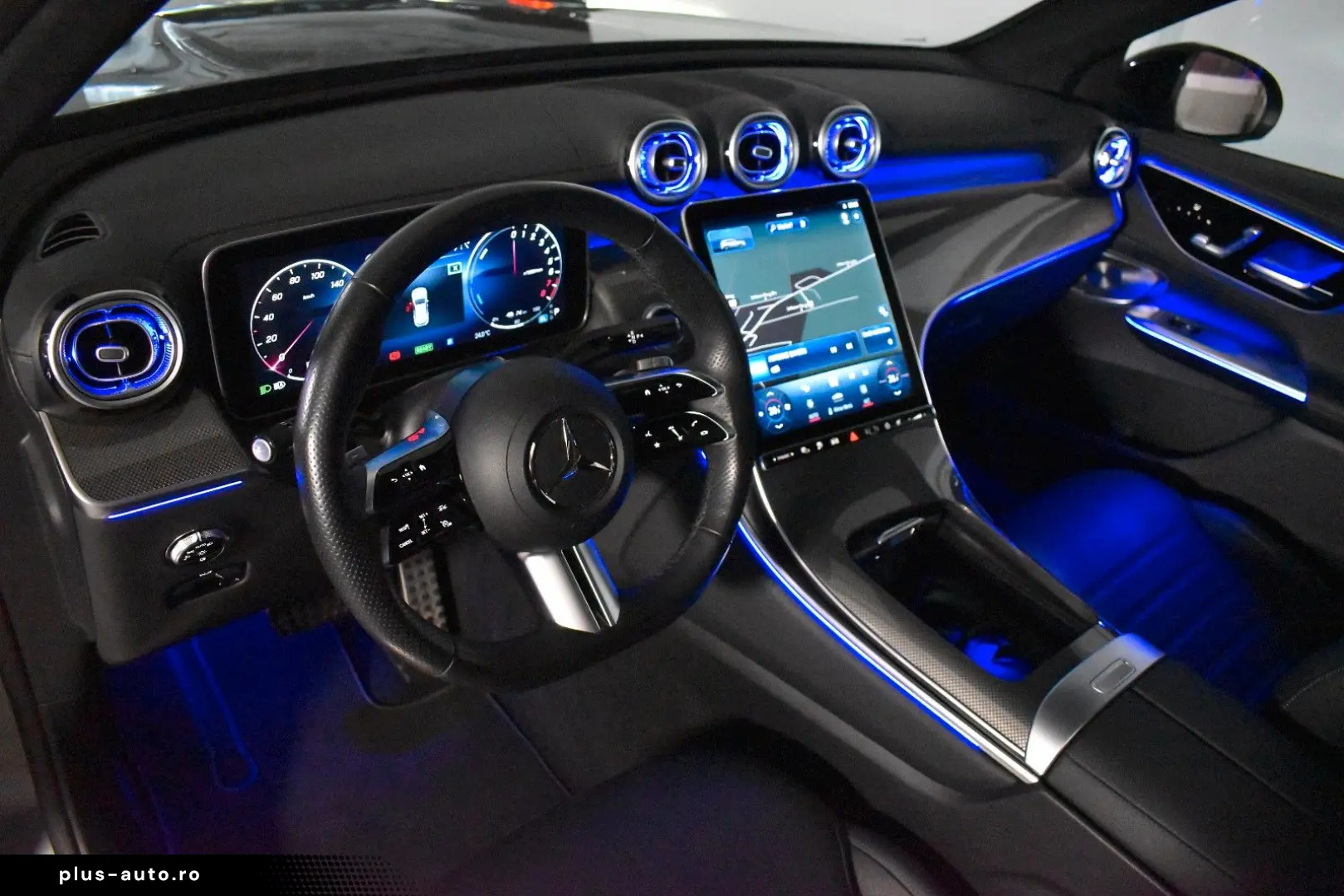 MERCEDES-BENZ GLC 300 e 4M 2x AMG Premium Pano