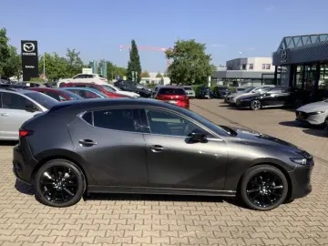 MAZDA 3 2.0 SKYACTIV-X Exclusive-Line Matrix-LED Bose
