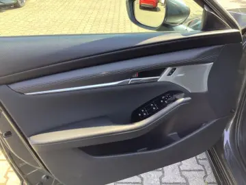 MAZDA 3 2.0 SKYACTIV-X Exclusive-Line Matrix-LED Bose