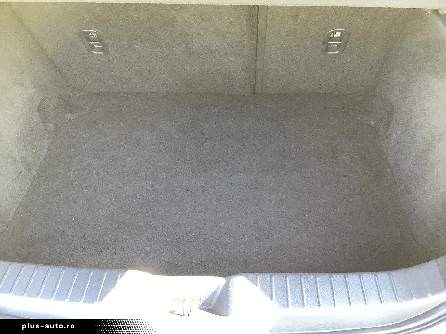 MAZDA 3 2.0 SKYACTIV-X Exclusive-Line Matrix-LED Bose