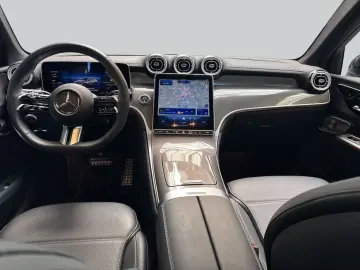 MERCEDES-BENZ GLC 300 d AMG Edition Technik AHK Pano…