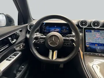 MERCEDES-BENZ GLC 300 d AMG Edition Technik AHK Pano…