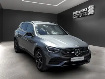 MERCEDES-BENZ GLC 300 d AMG 19 HUD Distro 360 Lufted…