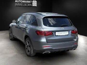 MERCEDES-BENZ GLC 300 d AMG 19 HUD Distro 360 Lufted…