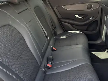 MERCEDES-BENZ GLC 300 d AMG 19 HUD Distro 360 Lufted…