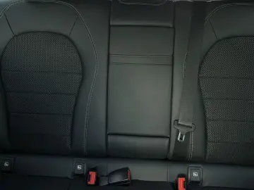 MERCEDES-BENZ GLC 300 d AMG 19 HUD Distro 360 Lufted…