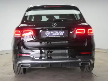 MERCEDES-BENZ GLC 300 d 4Matic 9G-Tronic AMG Leder D…