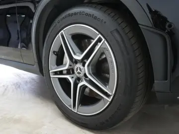 MERCEDES-BENZ GLC 300 d 4Matic 9G-Tronic AMG Leder D…
