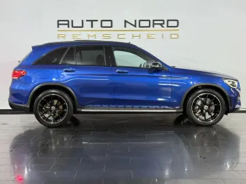 MERCEDES-BENZ GLC 300 AMG  4M Airmatic Pano HeadP 360  Leder