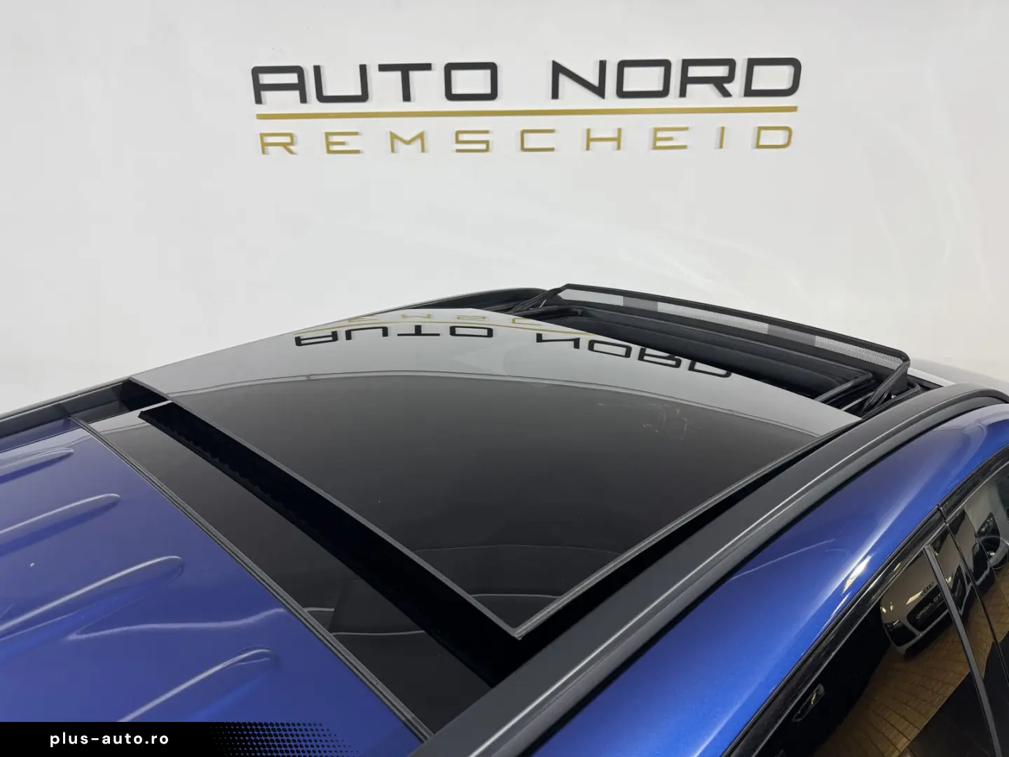 MERCEDES-BENZ GLC 300 AMG  4M Airmatic Pano HeadP 360  Leder
